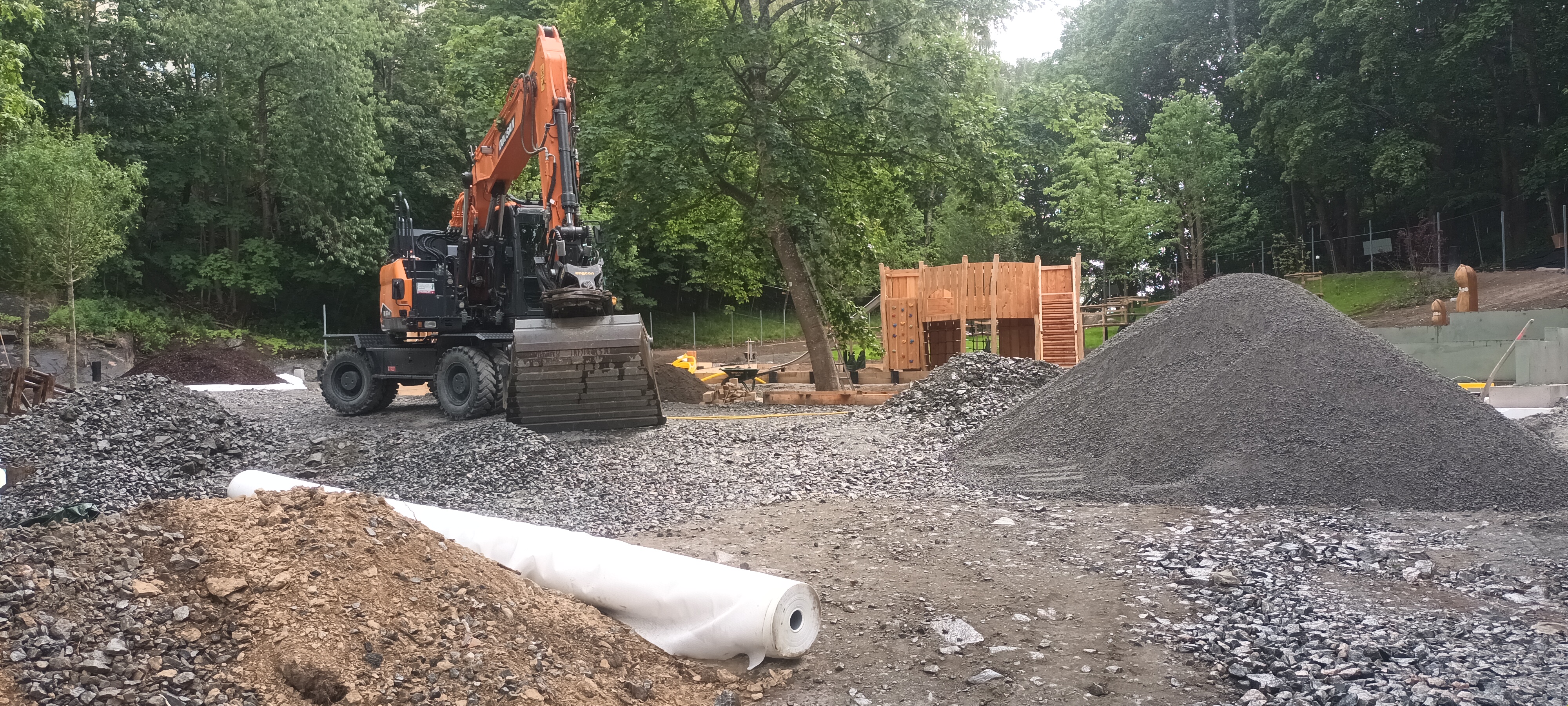 Grävmaskin i arbete i Göteborg